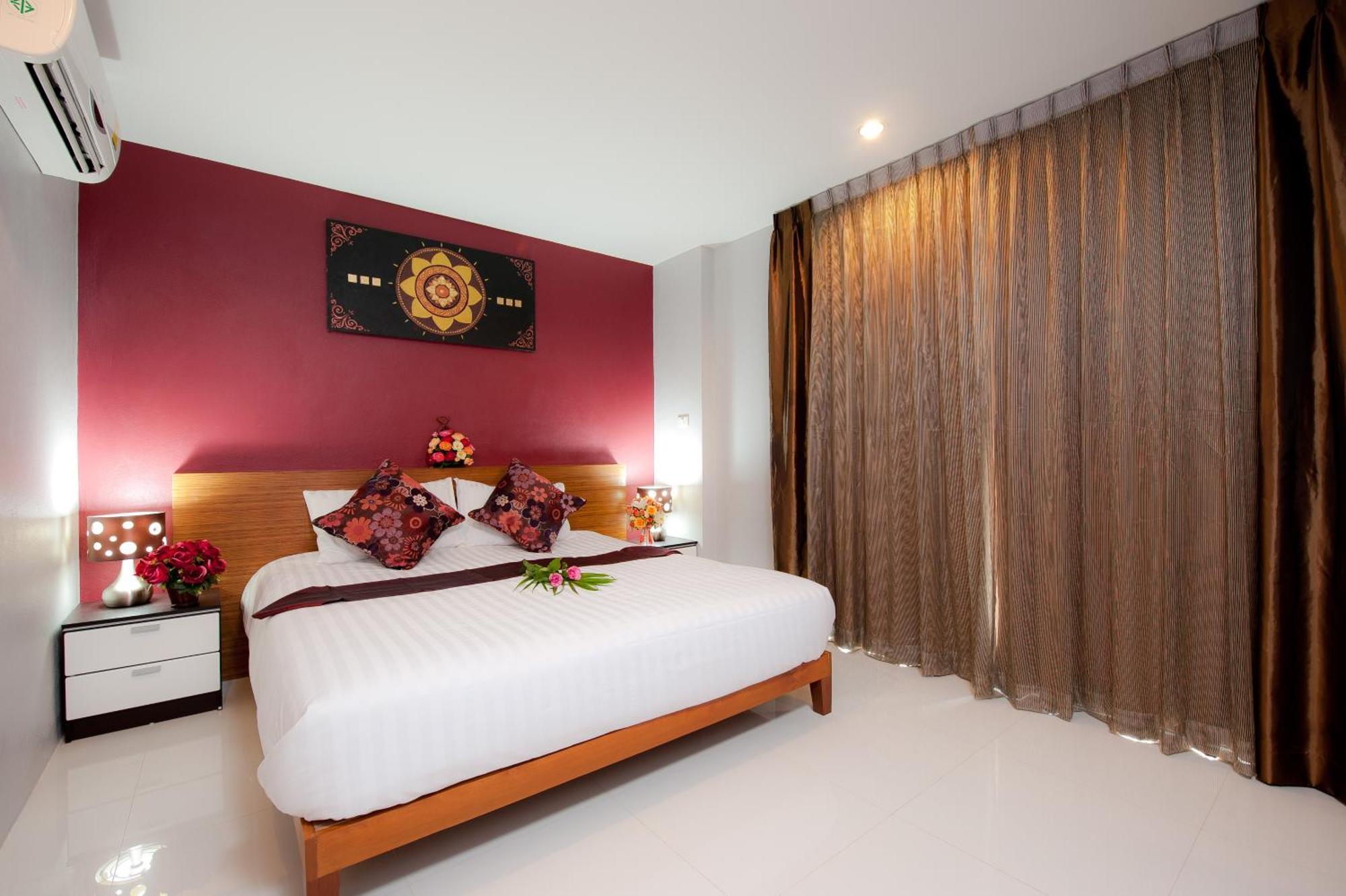 Rama Kata Beach Hotel Екстериор снимка