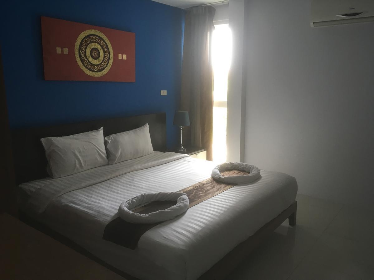 Rama Kata Beach Hotel Екстериор снимка