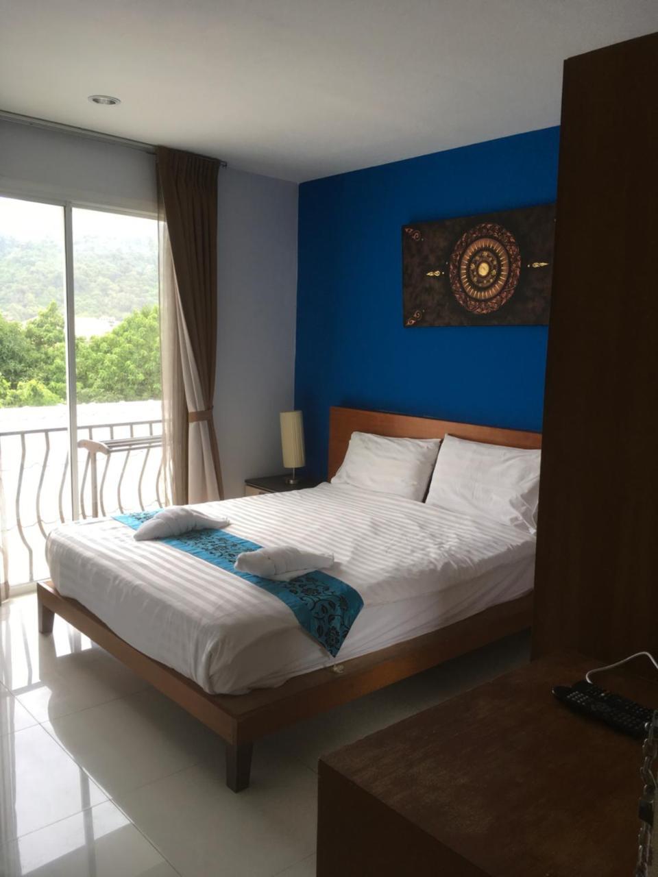 Rama Kata Beach Hotel Екстериор снимка