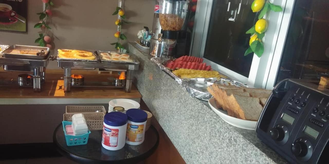 Rama Kata Beach Hotel Екстериор снимка