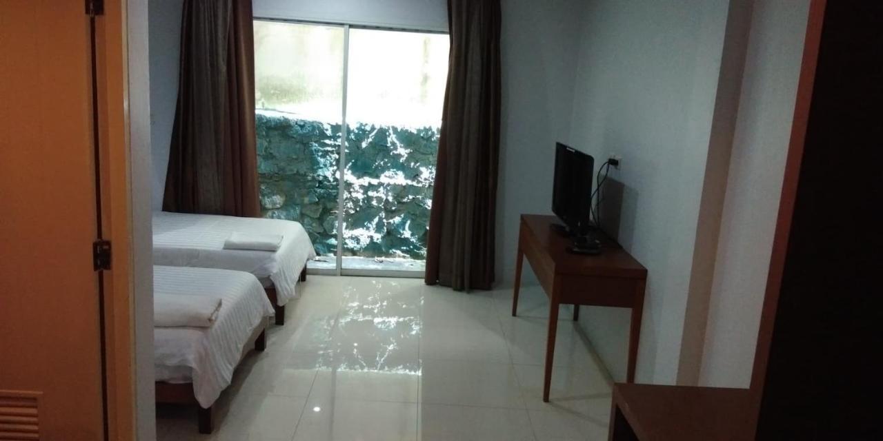 Rama Kata Beach Hotel Екстериор снимка
